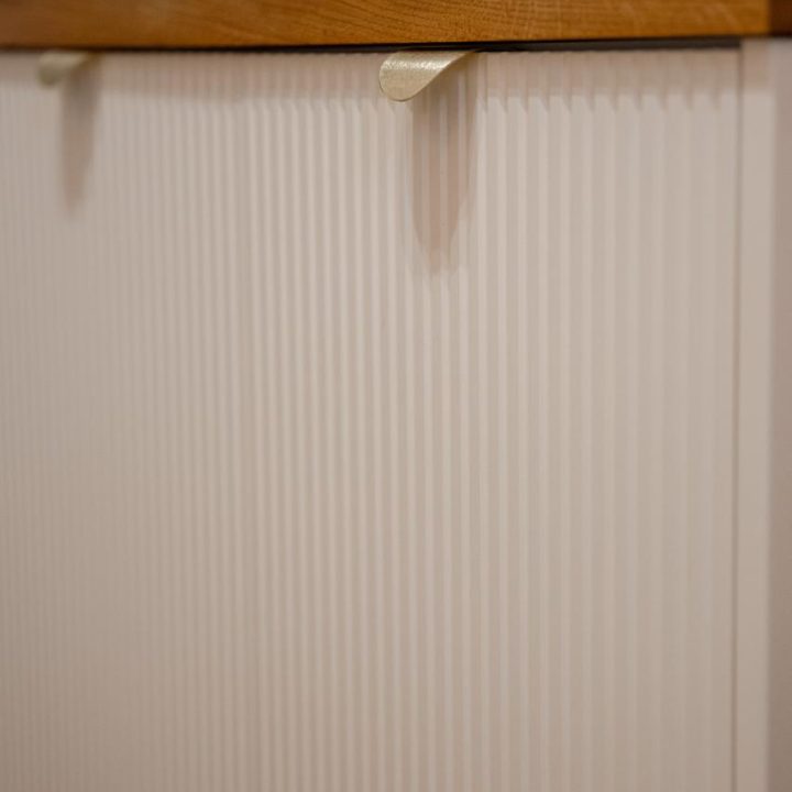 Meble na wymiar w domu w Kazimierzu – kuchnia, łazienki i zabudowa pod schodami | MiD Meble