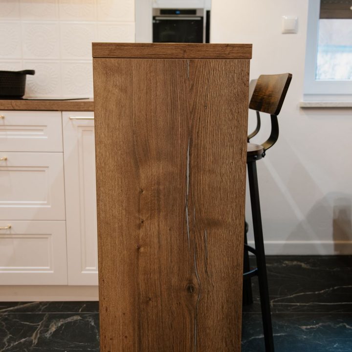 Meble na wymiar w domu w Kazimierzu – kuchnia, łazienki i zabudowa pod schodami | MiD Meble