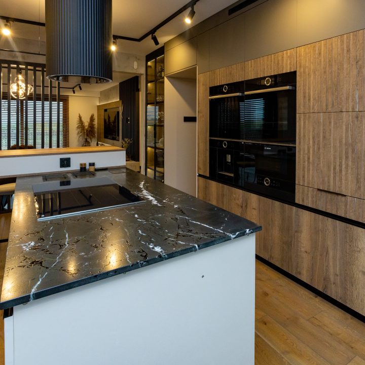 Dom w Jaworzynie - kuchnia na wymiar MiD Meble, realizacja mebli na wymiar w wariancie MiD Prestige