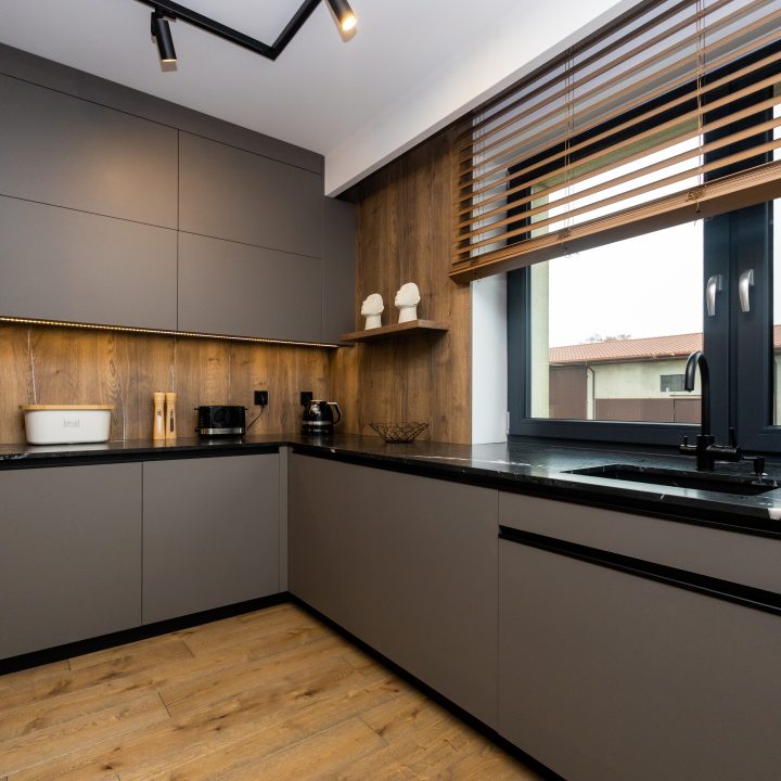 Dom w Jaworzynie - kuchnia na wymiar MiD Meble, realizacja mebli na wymiar w wariancie MiD Prestige