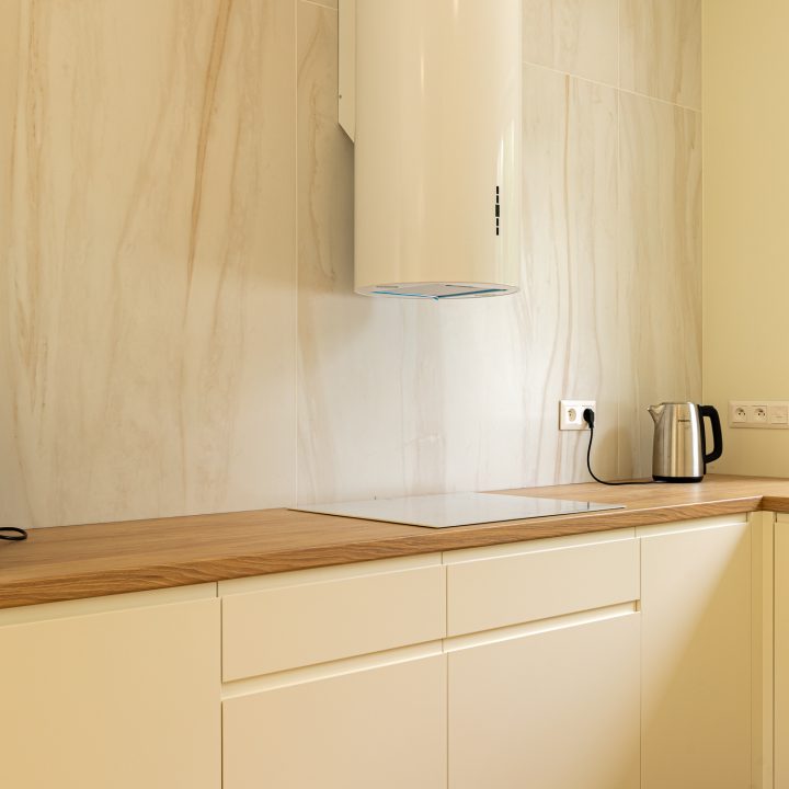 Meble na wymiar w Pruszkowie – kuchnia, zabudowy i toaletka w stylu Smart | MiD Meble