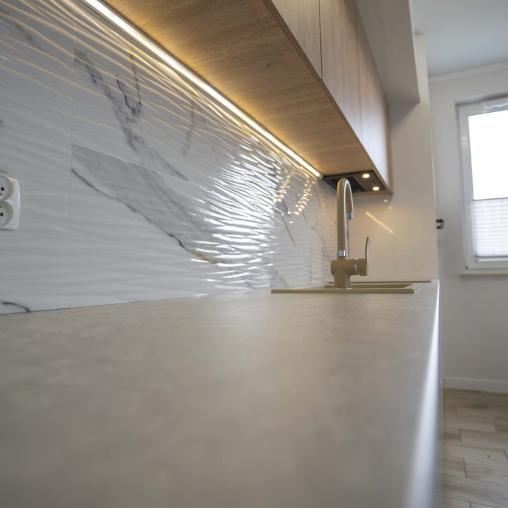 Meble na wymiar Radzymin – kuchnia, szafy i łazienka dopasowane do potrzeb MiD Meble