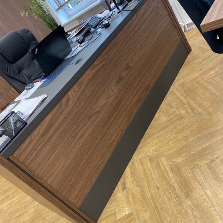 Meble na wymiar do biura – kompleksowa realizacja MiD Biznes