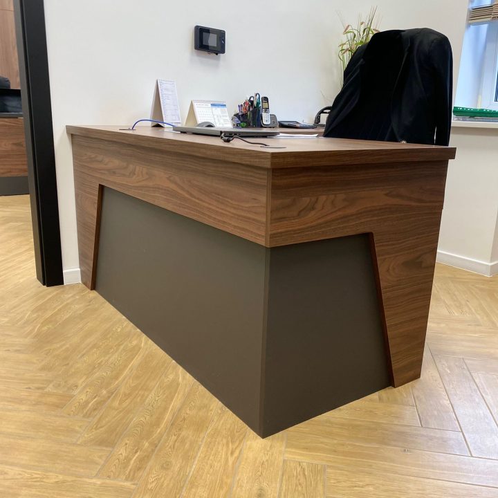 Meble na wymiar do biura – kompleksowa realizacja MiD Biznes