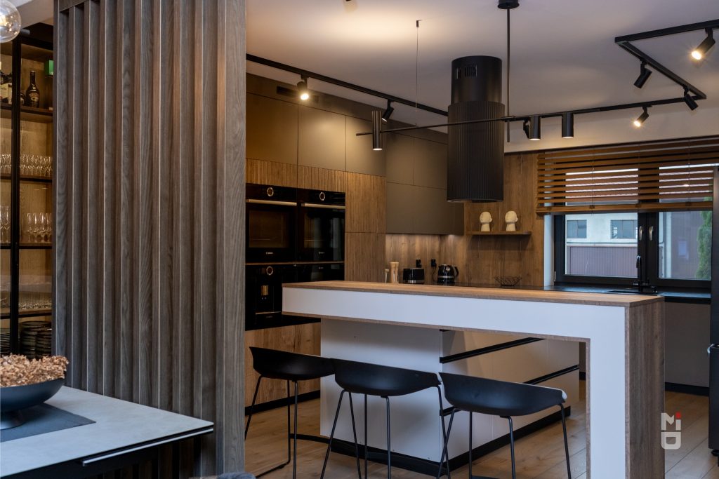 kuchnia na wymiar z wyspą | MiD Meble