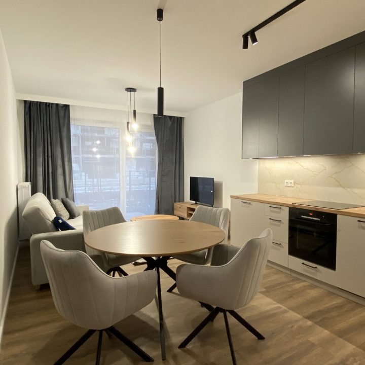 Realizacja mebli na wymiar dla dewelopera - Warszawa, ul. Podskarbińska - kuchnie na wymiar, szafy na wymiar, meble łazienkowe na wymiar - pakiet MiD Business