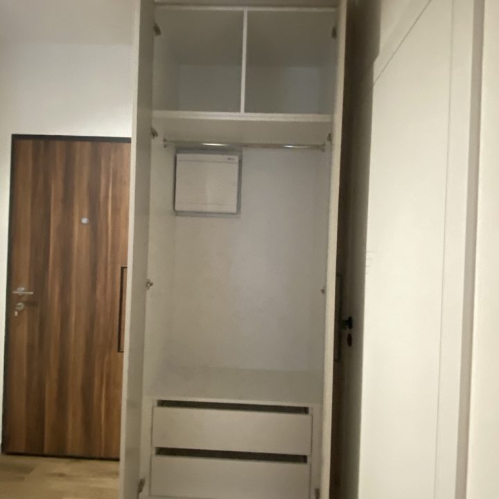 Realizacja mebli na wymiar dla dewelopera - Warszawa, ul. Podskarbińska - kuchnie na wymiar, szafy na wymiar, meble łazienkowe na wymiar - pakiet MiD Business