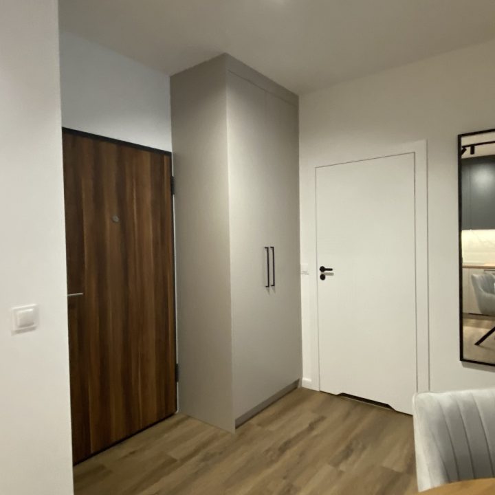 Realizacja mebli na wymiar dla dewelopera - Warszawa, ul. Podskarbińska - kuchnie na wymiar, szafy na wymiar, meble łazienkowe na wymiar - pakiet MiD Business