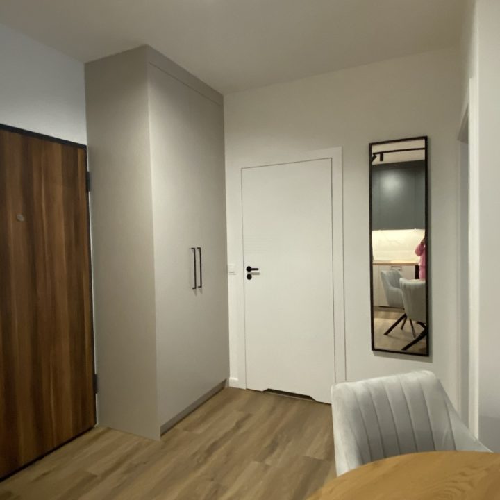 Realizacja mebli na wymiar dla dewelopera - Warszawa, ul. Podskarbińska - kuchnie na wymiar, szafy na wymiar, meble łazienkowe na wymiar - pakiet MiD Business