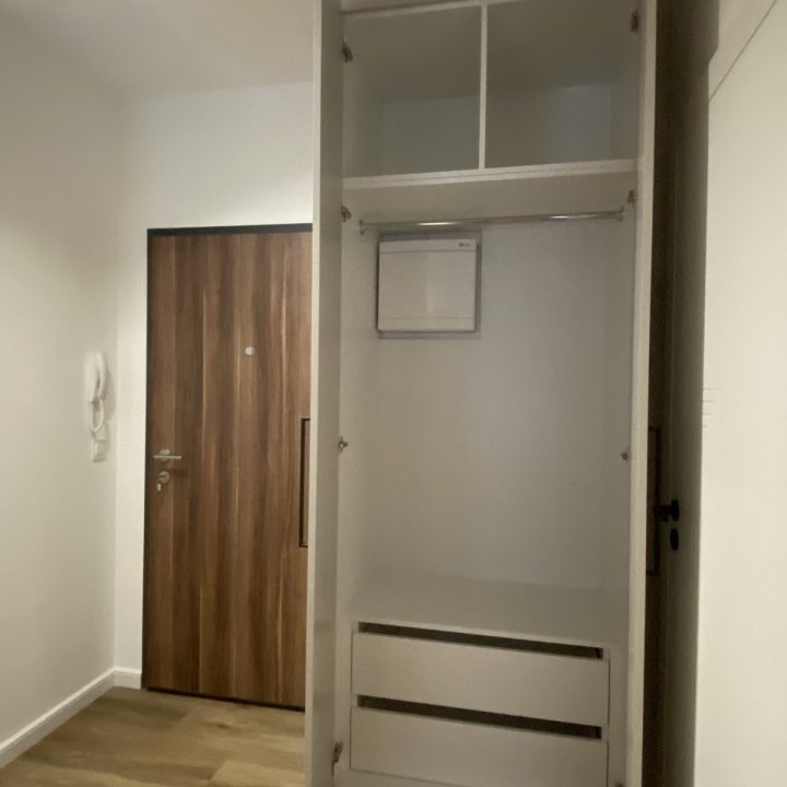 Realizacja mebli na wymiar dla dewelopera - Warszawa, ul. Podskarbińska - kuchnie na wymiar, szafy na wymiar, meble łazienkowe na wymiar - pakiet MiD Business