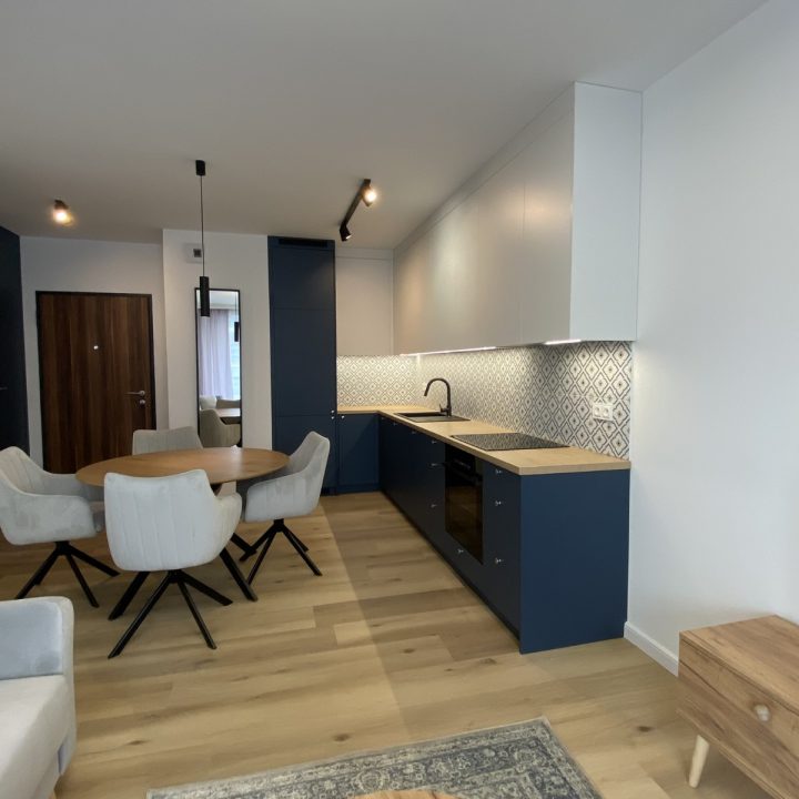 Realizacja mebli na wymiar dla dewelopera - Warszawa, ul. Podskarbińska - kuchnie na wymiar, szafy na wymiar, meble łazienkowe na wymiar - pakiet MiD Business