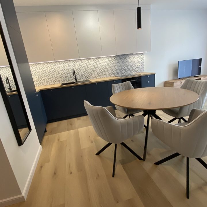 Realizacja mebli na wymiar dla dewelopera - Warszawa, ul. Podskarbińska - kuchnie na wymiar, szafy na wymiar, meble łazienkowe na wymiar - pakiet MiD Business