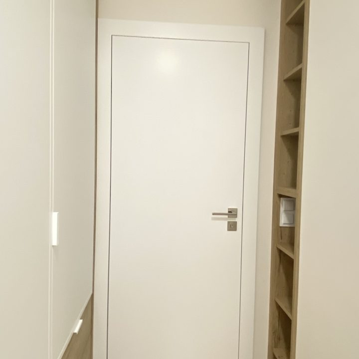 Kompleksowa realizacja MiD Prestige: meble na wymiar – kuchnia z wyspą, spiżarnia, garderoby, szafy, biurka i zabudowy łazienkowe. Estetyka premium i perfekcyjne wykonanie.