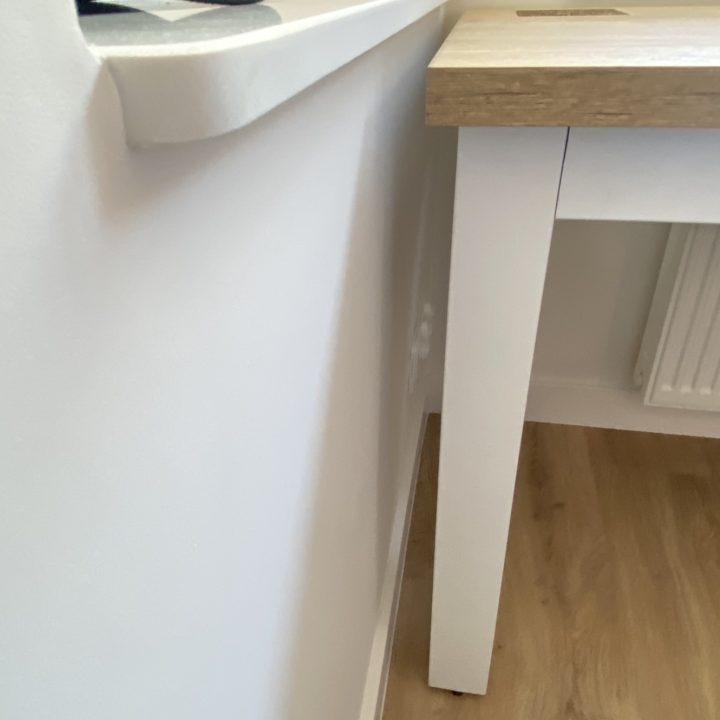 Kompleksowa realizacja MiD Prestige: meble na wymiar – kuchnia z wyspą, spiżarnia, garderoby, szafy, biurka i zabudowy łazienkowe. Estetyka premium i perfekcyjne wykonanie.