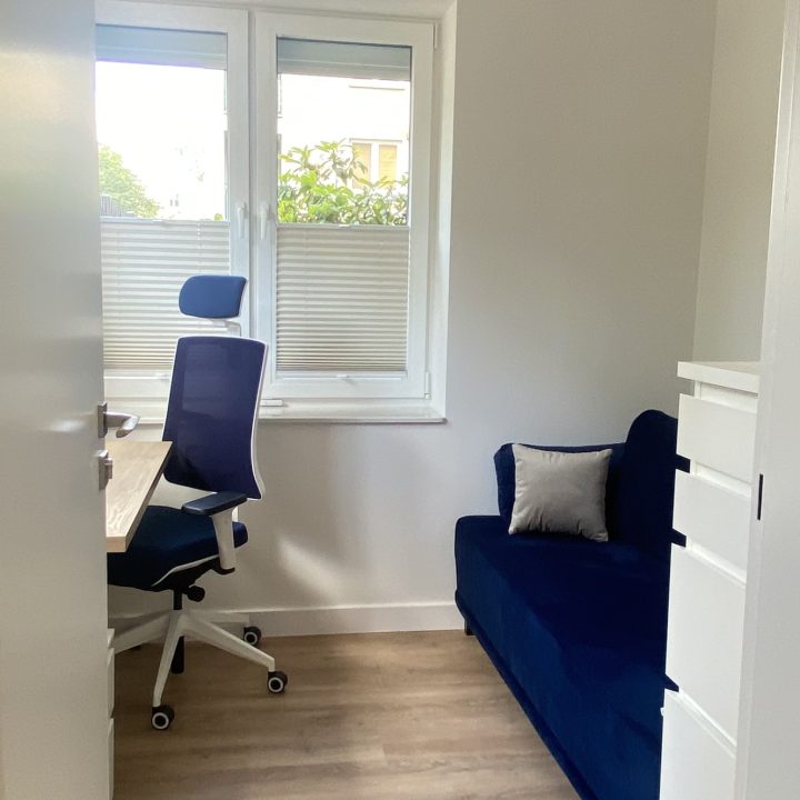 Kompleksowa realizacja MiD Prestige: meble na wymiar – kuchnia z wyspą, spiżarnia, garderoby, szafy, biurka i zabudowy łazienkowe. Estetyka premium i perfekcyjne wykonanie.