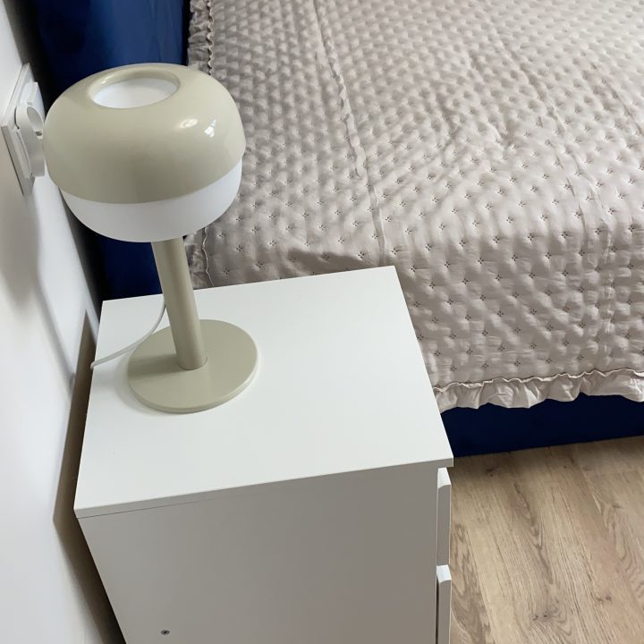 Kompleksowa realizacja MiD Prestige: meble na wymiar – kuchnia z wyspą, spiżarnia, garderoby, szafy, biurka i zabudowy łazienkowe. Estetyka premium i perfekcyjne wykonanie.