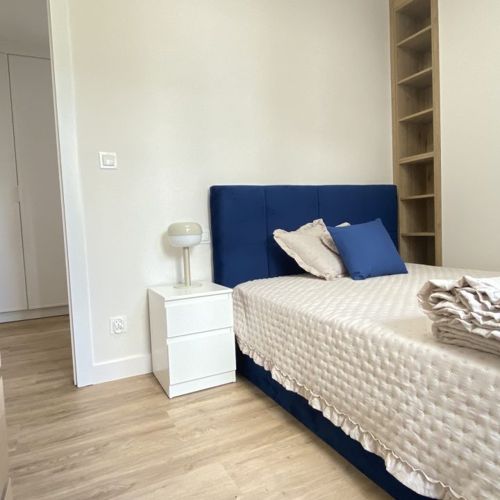 Kompleksowa realizacja MiD Prestige: meble na wymiar – kuchnia z wyspą, spiżarnia, garderoby, szafy, biurka i zabudowy łazienkowe. Estetyka premium i perfekcyjne wykonanie.