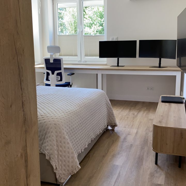 Kompleksowa realizacja MiD Prestige: meble na wymiar – kuchnia z wyspą, spiżarnia, garderoby, szafy, biurka i zabudowy łazienkowe. Estetyka premium i perfekcyjne wykonanie.