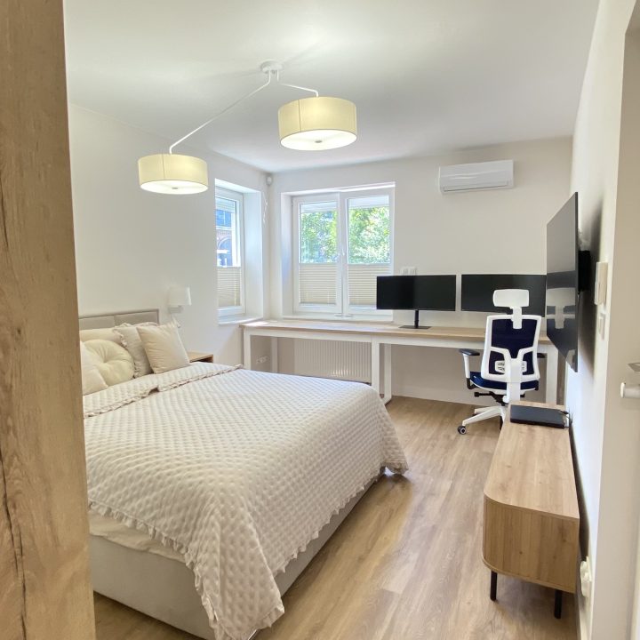 Kompleksowa realizacja MiD Prestige: meble na wymiar – kuchnia z wyspą, spiżarnia, garderoby, szafy, biurka i zabudowy łazienkowe. Estetyka premium i perfekcyjne wykonanie.