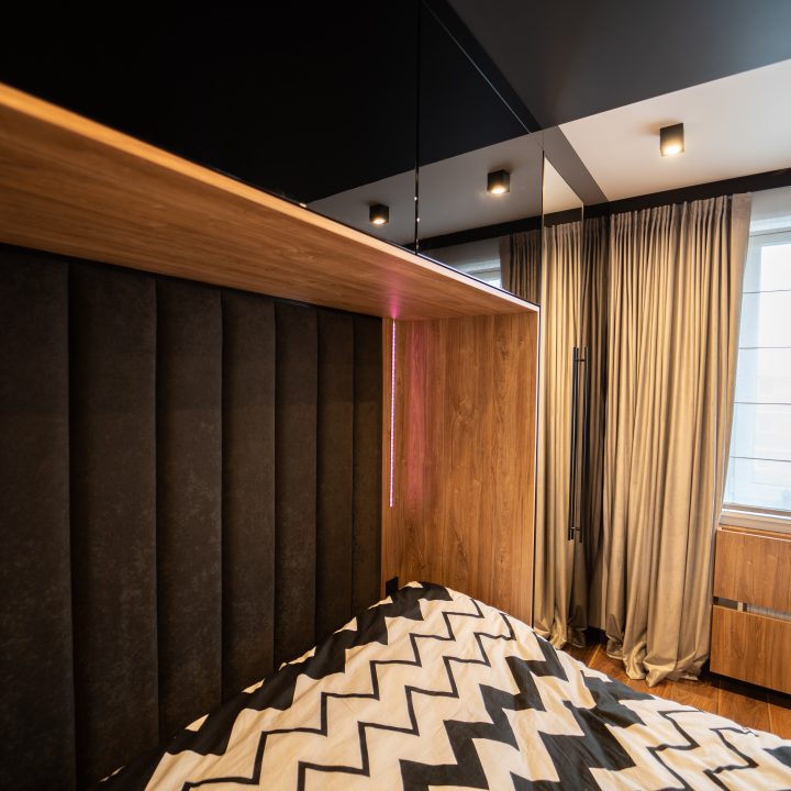 Meble na wymiar w Płocku – kuchnia, salon, sypialnia i łazienka w pakiecie MiD Prestige. Połysk, fornir, LED i kamień – styl i funkcjonalność w jednym projekcie.